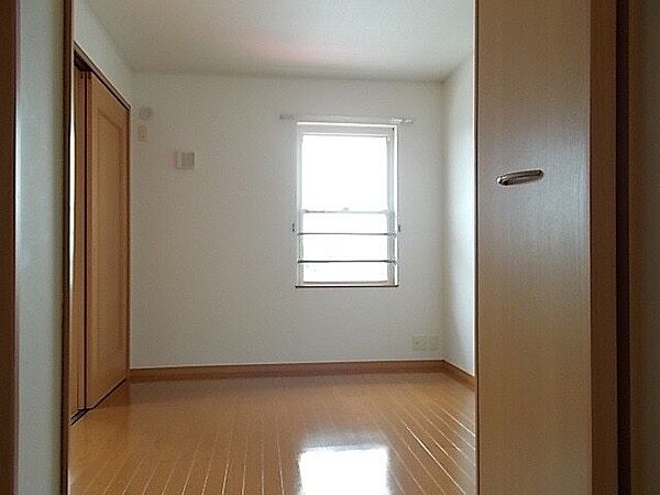 apartment 茨城県潮来市日の出８丁目14番地10
日の出の賃貸情報を見る
物件地図