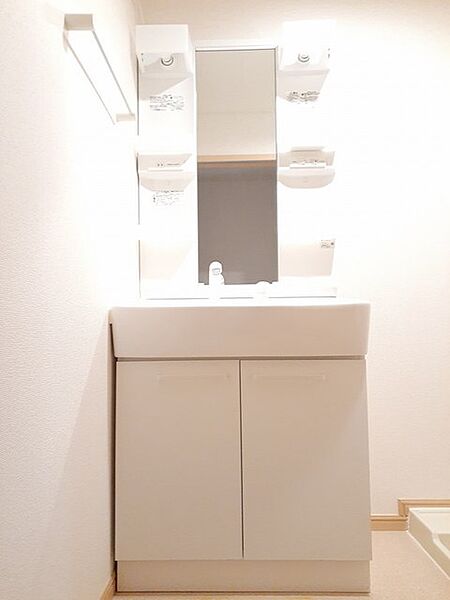 apartment 茨城県鹿嶋市大字宮中98-1
宮中の賃貸情報を見る
物件地図