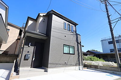 外観:本日ご見学できます♪ご購入の際の値引き交渉も頑張ります♪頭金の無い方など住宅ローン審査に不安をお持ちの方もお気軽にお問合せ下さい♪ 外観:本日ご見学できます♪ご購入の際の値引き交渉も頑張ります♪頭金の無い方など住宅ローン審査に不安をお持ちの方もお気軽にお問合せ下さい♪