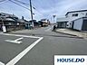 外観：前面道路含む現地写真