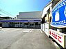 周辺：ローソン綾瀬中央通り店 徒歩3分。 200m