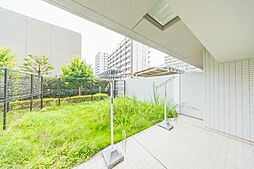 専用庭(31.00m2)+テラス(12.40m2)付・開放感のある住まい