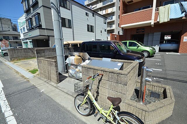 その他