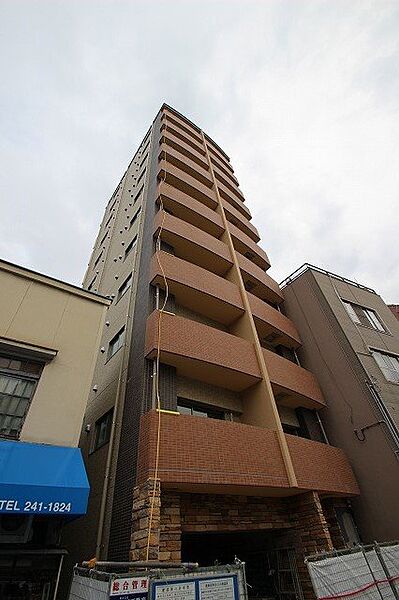 広島県広島市中区宝町(賃貸マンション1LDK・2階・41.01㎡)の写真 その1