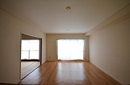 広島電鉄宮島線 修大協創中高前駅 徒歩6分の賃貸マンション 4階3LDKのリビング/ダイニング