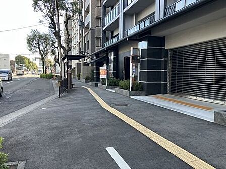 出入りしやすい前面道路!