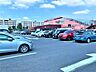 周辺：Aコープ桜ケ丘店Aコープ桜ケ丘店営業時間9：30～21：00フラワーショップ・薬局・マクドナルド・パン屋・クリーニング・コインランドリーもあります。 1090m