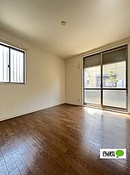 ラウンド．1 101 1階3Kのリビング/ダイニング