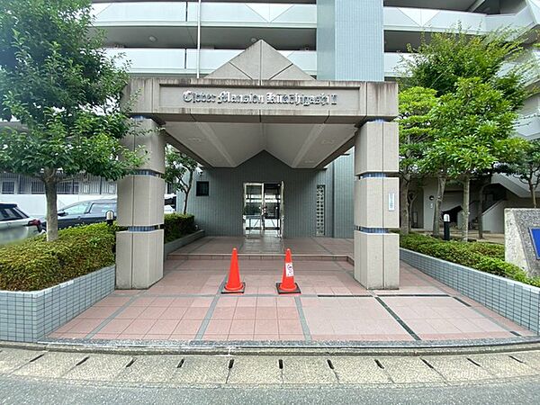 玄関を拡大表示