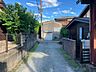 外観：前面道路含む現地写真