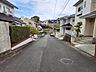外観：閑静な住宅街の中にあるため、落ち着いて過ごせそうですね。