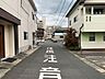 外観：前面道路含む現地写真