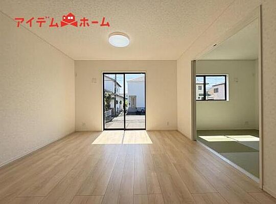 リビング/ダイニング 磐田市豊岡