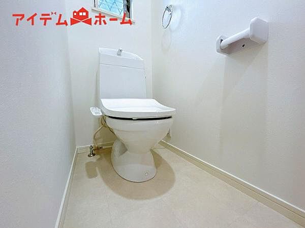 トイレを拡大表示