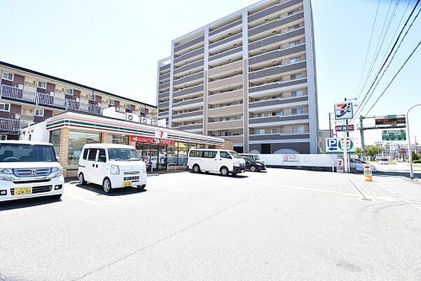 画像25:【コンビニエンスストア】セブンイレブン 堺浜寺石津町中店まで195ｍ