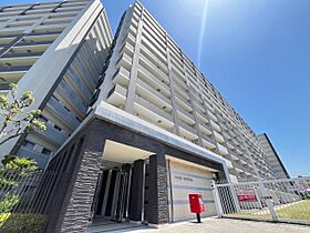 プレミスト和泉府中  ｜ 大阪府和泉市府中町6丁目14-32（賃貸マンション3LDK・12階・72.01㎡） その1