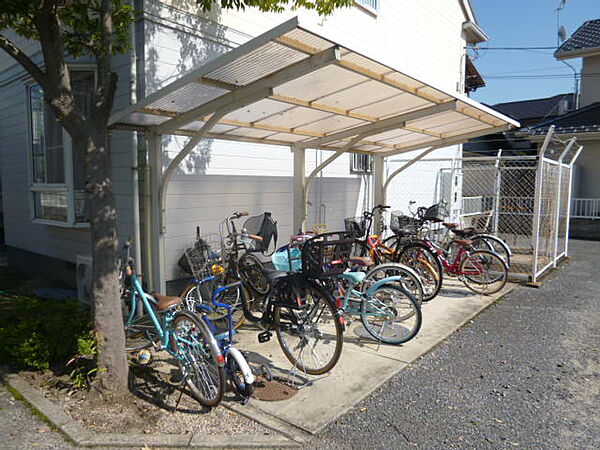 画像28:自転車置き場