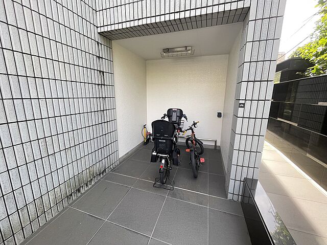  ザ・パークリモア白金台三丁目 4階/-