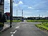 外観：前面道路含む現地写真