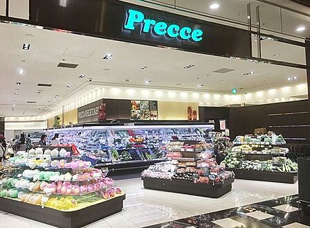 プレッセプレミアム東京ミッドタウン店 徒歩4分。 250m