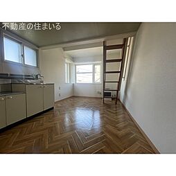 ラヴィアンII 2階ワンルームのリビング/ダイニング