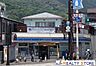 周辺：ローソン太宰府天満宮前店 徒歩10分。 700m