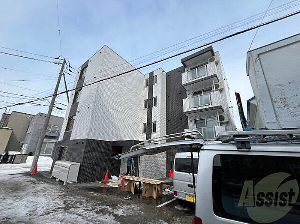 北海道札幌市白石区東札幌二条4丁目(賃貸マンション1LDK・3階・33.00㎡)の写真 その1