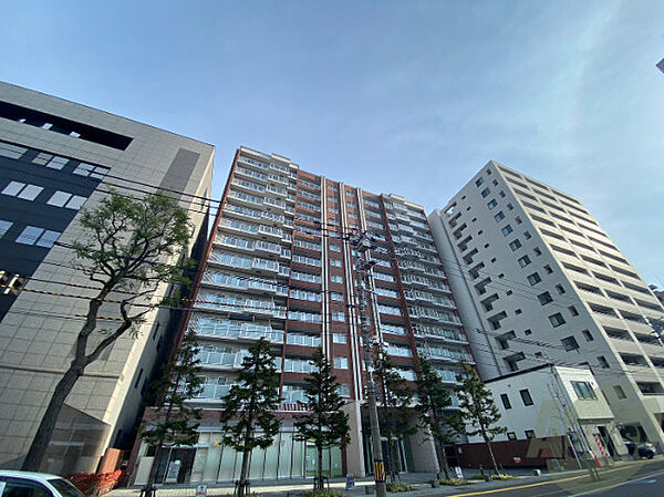 北海道札幌市中央区北一条東3丁目(賃貸マンション3LDK・9階・80.08㎡)の写真 その1