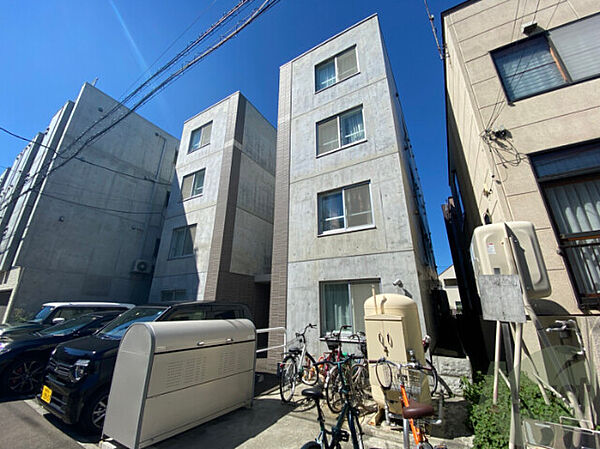 北海道札幌市東区北十七条東8丁目(賃貸マンション1LDK・1階・35.71㎡)の写真 その1