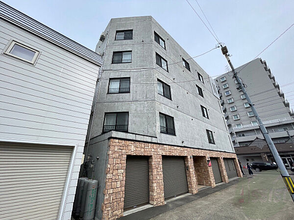 北海道札幌市中央区南十四条西8丁目(賃貸マンション1LDK・5階・33.96㎡)の写真 その1