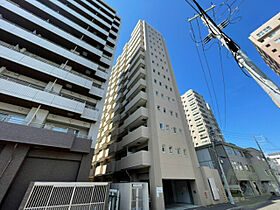 北海道札幌市中央区北三条東3丁目（賃貸マンション1LDK・12階・35.07㎡） その1