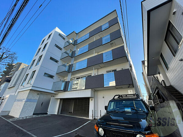 北海道札幌市中央区南十七条西12丁目(賃貸マンション3LDK・4階・74.58㎡)の写真 その1