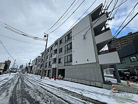 Garden Terrace N8  ｜ 北海道札幌市東区北八条東5丁目（賃貸マンション1LDK・2階・37.49㎡） その1