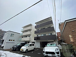 札幌市電2系統 西線9条旭山公園通駅 徒歩10分