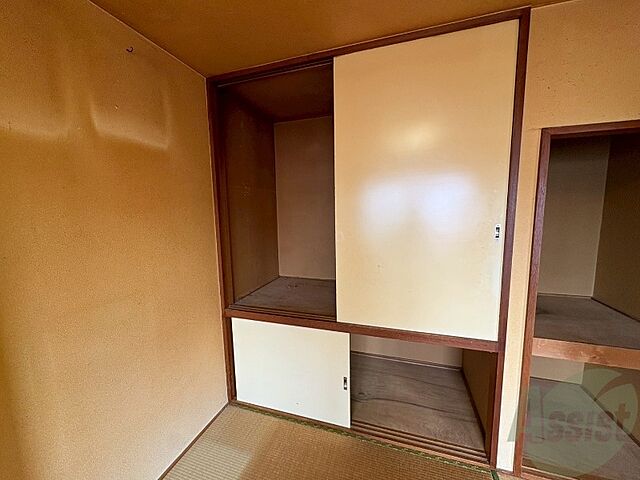 寝室