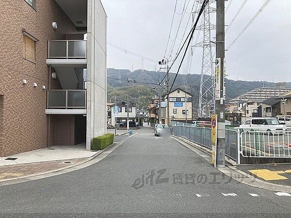 画像18:前面道路