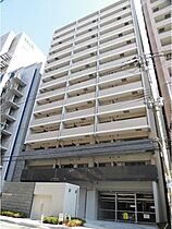 S-RESIDENCE江坂  ｜ 大阪府吹田市広芝町12-31（賃貸マンション1K・9階・23.40㎡） その1