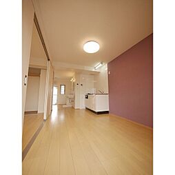 ラ・メゾン・K 4階1LDKのリビング/ダイニング