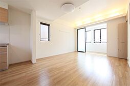 メゾン・ジョワエイト 2階ワンルームのリビング/ダイニング