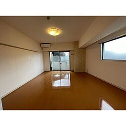 リバティー有松 2階1DKのリビング/ダイニング