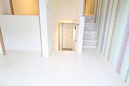 AIRISS 201 2階1Kのリビング/ダイニング