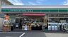 周辺：ローソンストア100中川中郷店 徒歩3分。 200m