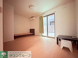 アーバン 101 1階ワンルームのリビング/ダイニング