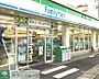 周辺：ファミリーマート千種香流橋店 徒歩8分。 590m