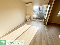 グリーンハウス 302 3階2LDKのリビング/ダイニング