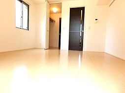 With湘南B 102 1階1Kのリビング/ダイニング