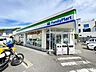 周辺：ファミリーマート逗子渚橋店 徒歩11分。 810m