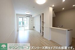 アミュレット 105 1階1LDKのリビング/ダイニング