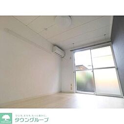 ファミールクロス 101 1階2DKのリビング/ダイニング