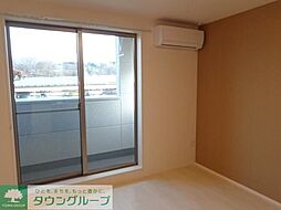 フィオーレII 202 2階2LDKのリビング/ダイニング